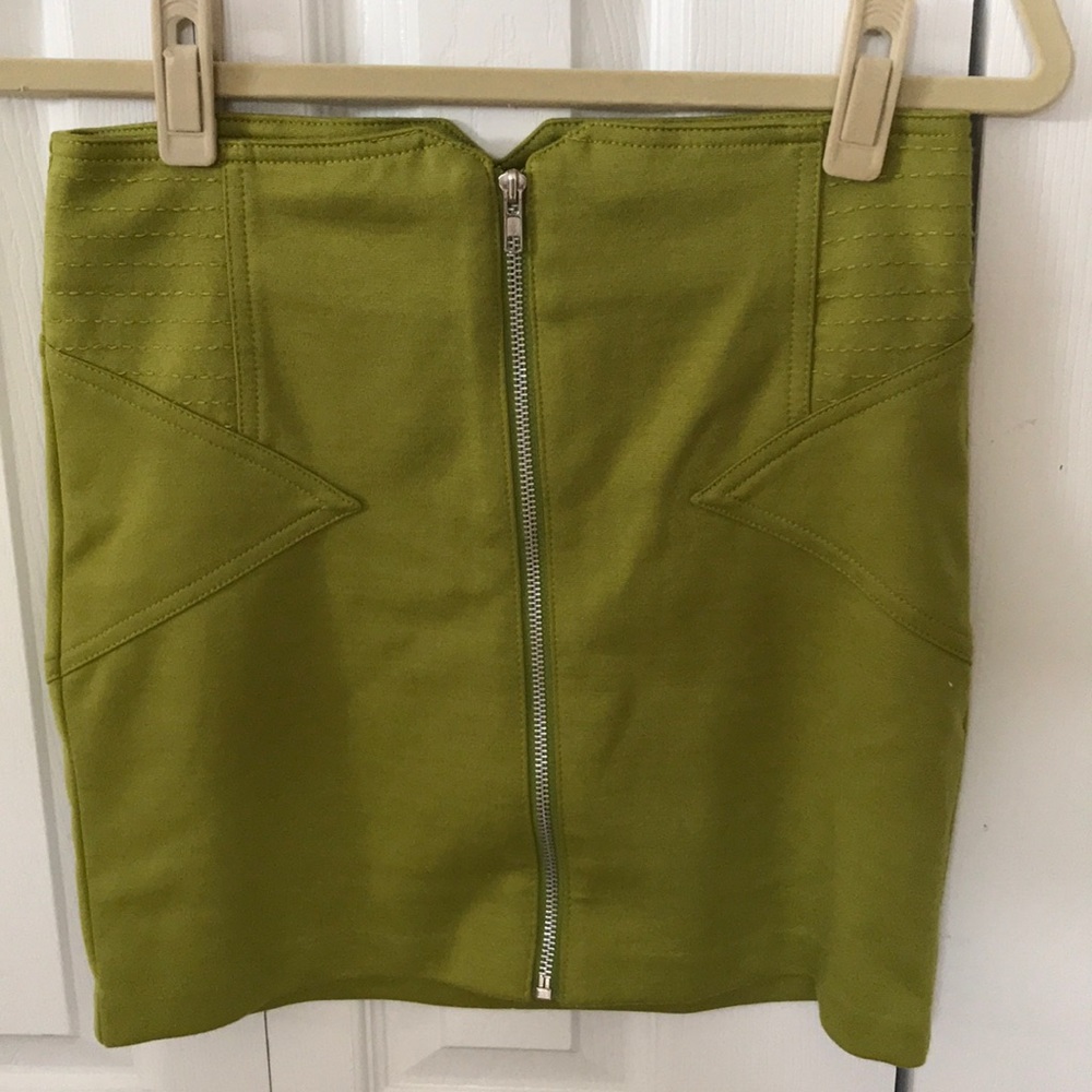 Grass mini skirt